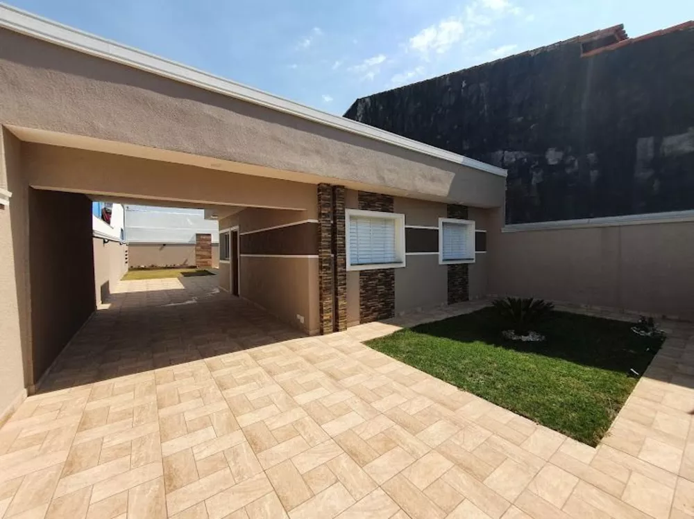 Casa para alugar com 3 quartos, 109m² - Foto 2