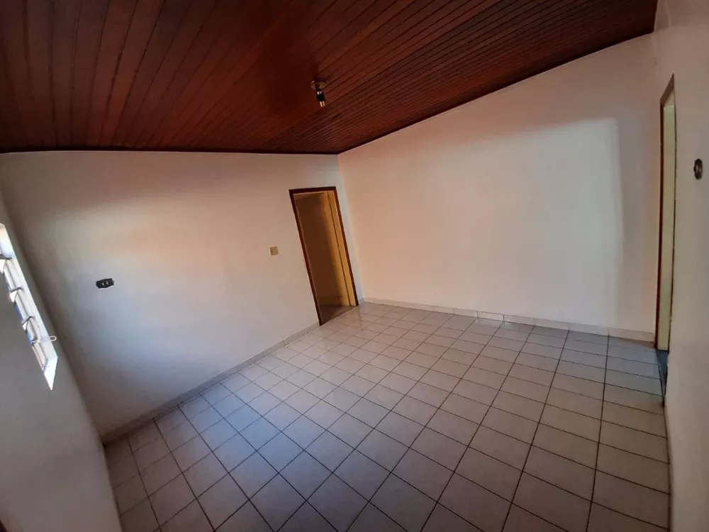 Casa à venda com 2 quartos, 108m² - Foto 4