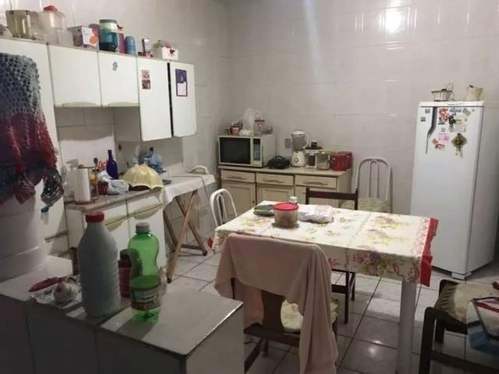 Casa à venda com 2 quartos, 98m² - Foto 8