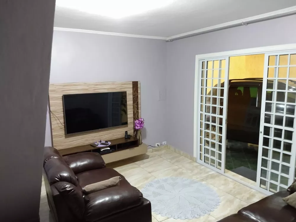 Sobrado à venda com 3 quartos, 254m² - Foto 4