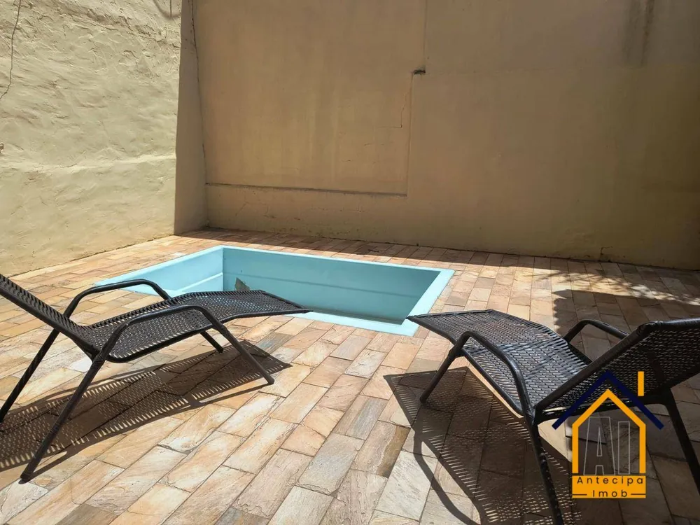 Casa, 4 quartos, 153 m² - Foto 2