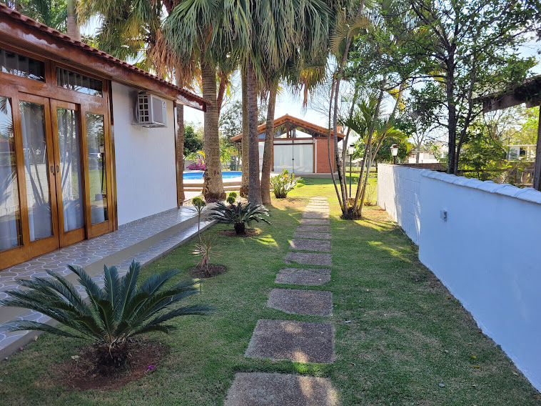 Casa de Condomínio à venda com 4 quartos, 300m² - Foto 4