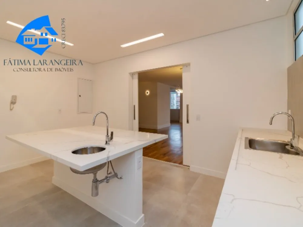 Apartamento, 3 quartos, 270 m² - Foto 2