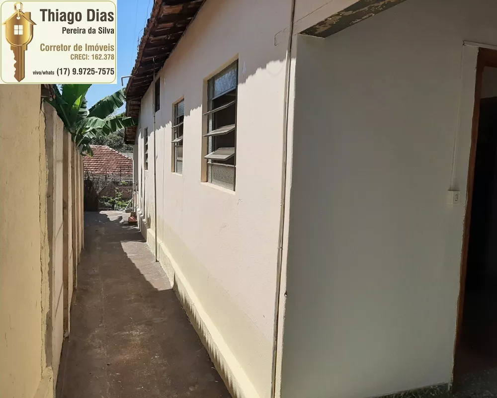 Casa à venda com 3 quartos, 202m² - Foto 4