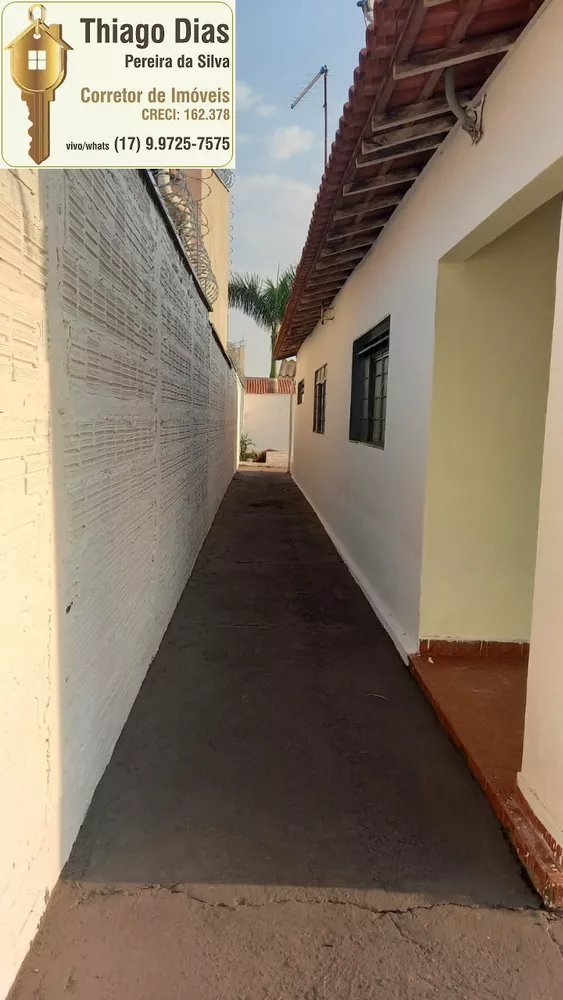 Casa à venda com 2 quartos, 114m² - Foto 4