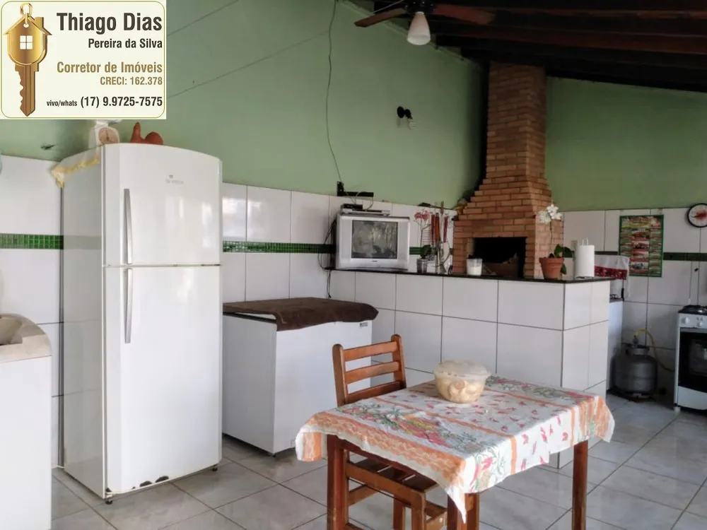 Casa, 3 quartos, 180 m² - Foto 2