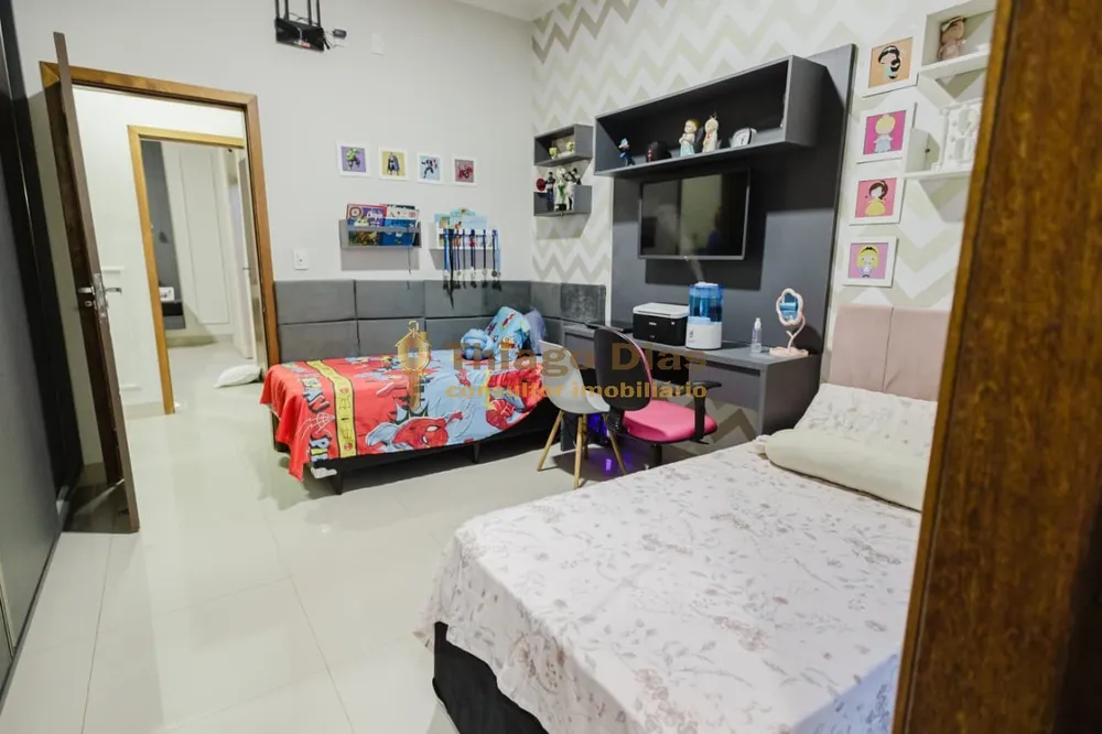 Casa, 3 quartos, 233 m² - Foto 16