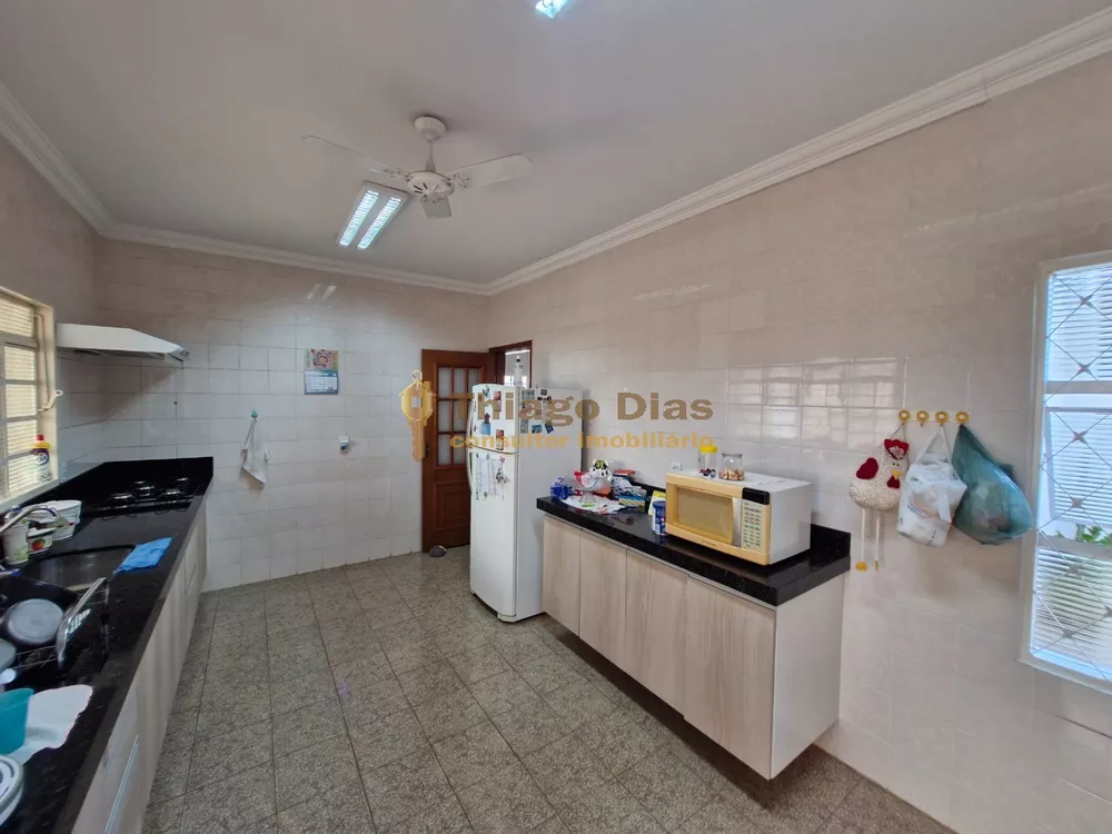 Casa, 3 quartos, 184 m² - Foto 6