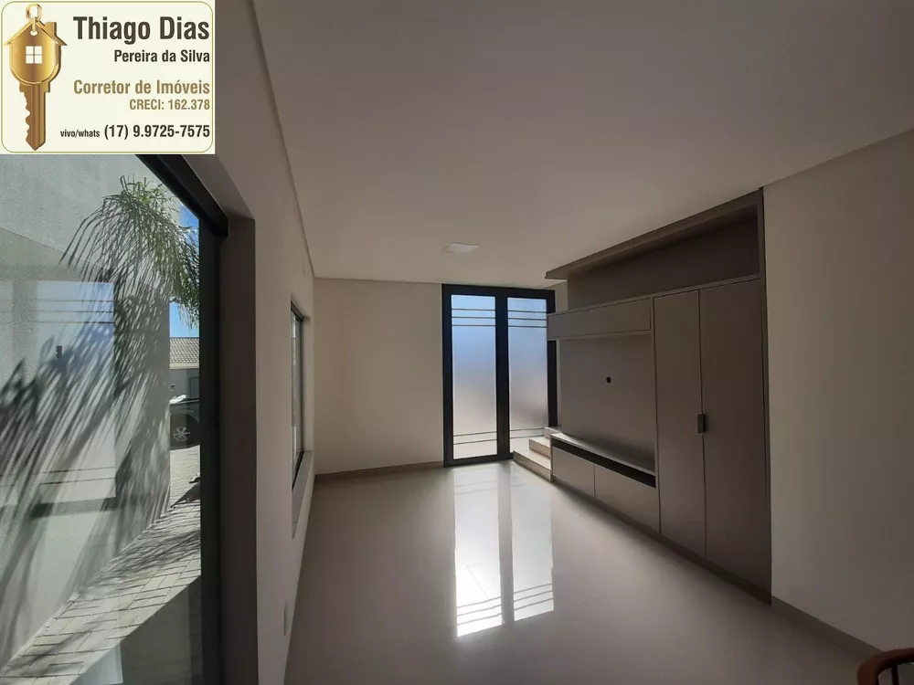 Casa à venda com 3 quartos, 124m² - Foto 2