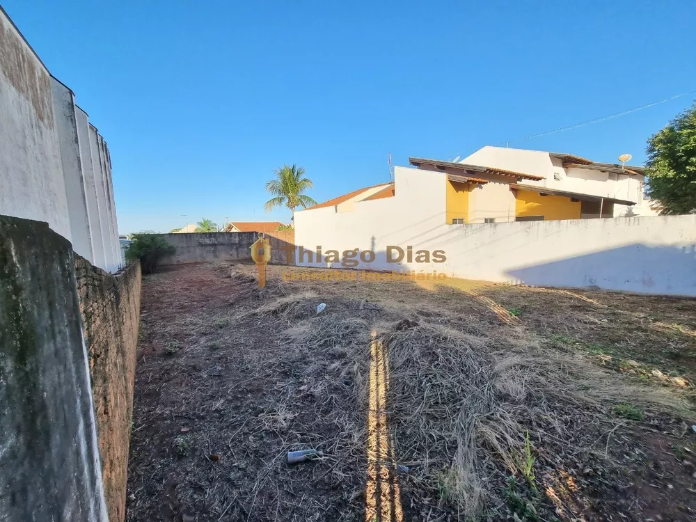 Terreno à venda, 371m² - Foto 2