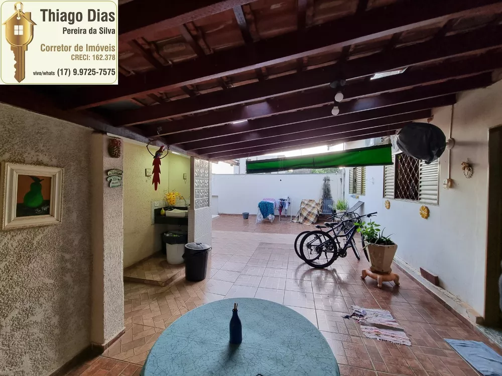 Casa à venda com 3 quartos, 222m² - Foto 23