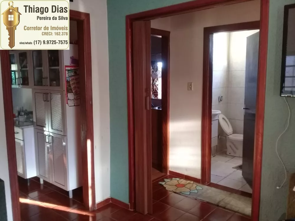 Casa à venda com 3 quartos, 110m² - Foto 1