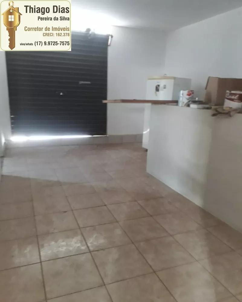 Casa à venda com 3 quartos, 208m² - Foto 2