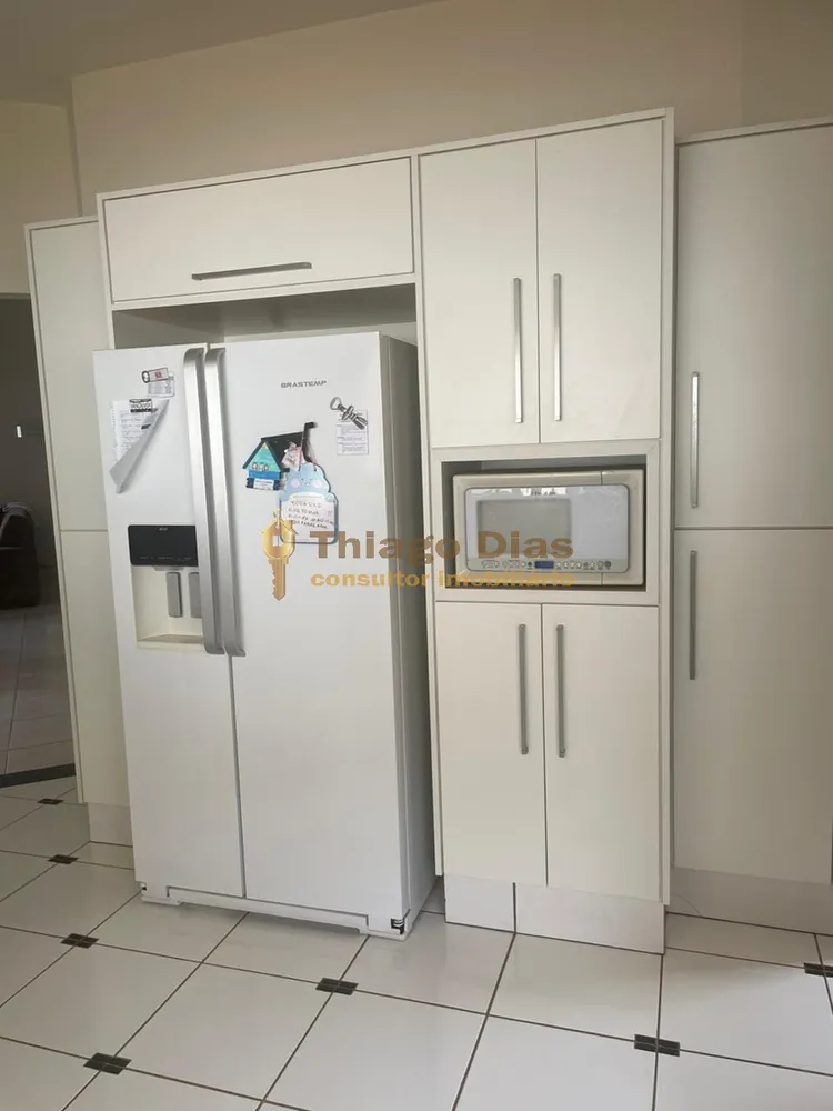 Casa, 3 quartos, 203 m² - Foto 10