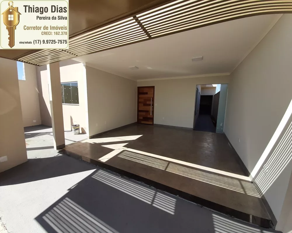 Casa à venda com 3 quartos, 146m² - Foto 2