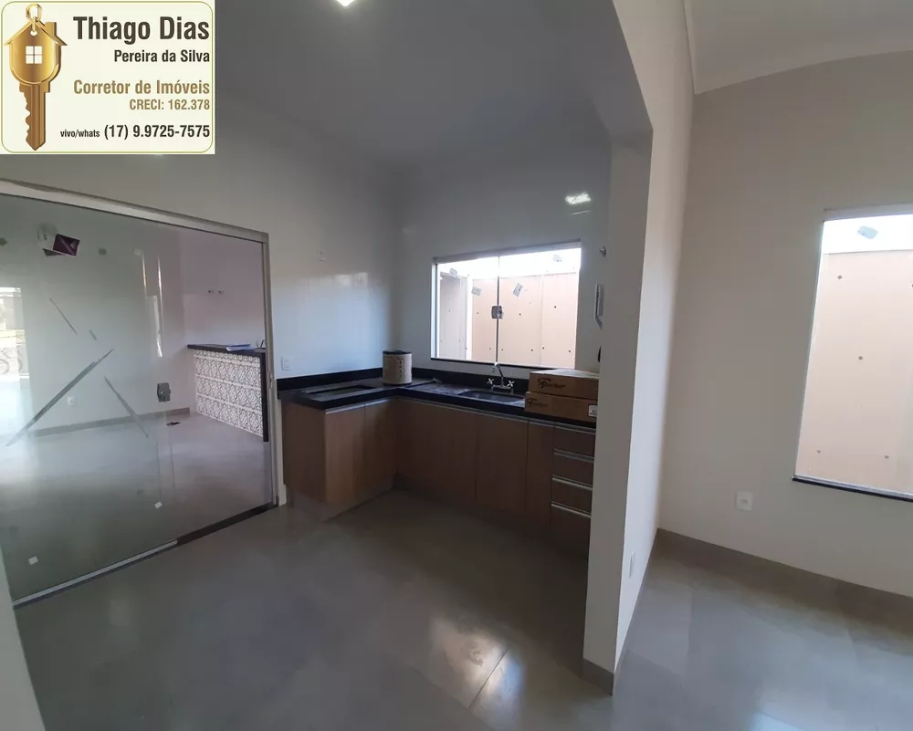 Casa à venda com 3 quartos, 146m² - Foto 4