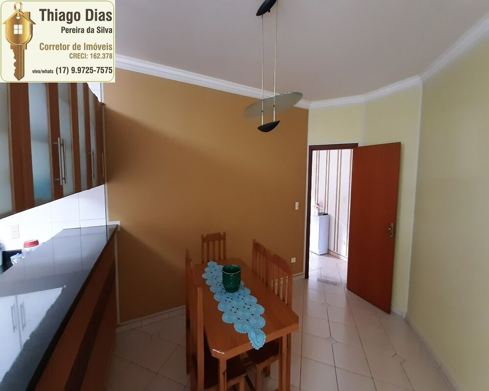 Casa, 4 quartos, 366 m² - Foto 1