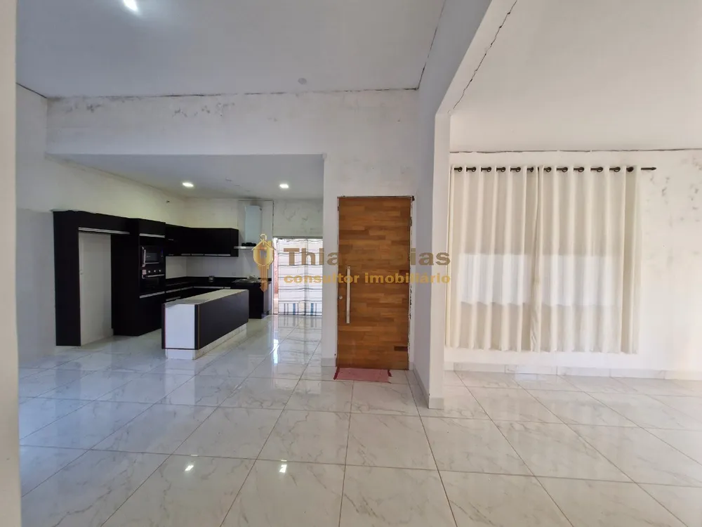 Casa, 3 quartos, 172 m² - Foto 1
