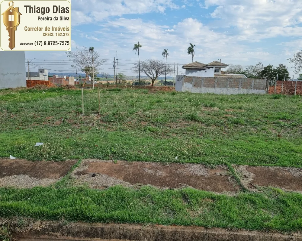 Terreno à venda, 240m² - Foto 1