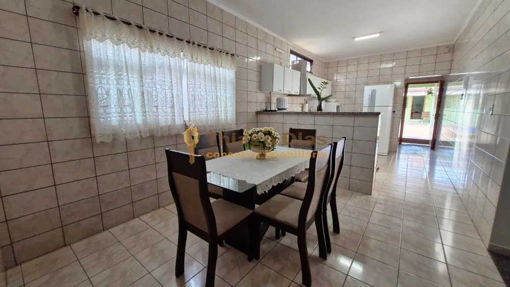 Casa, 4 quartos, 228 m² - Foto 5