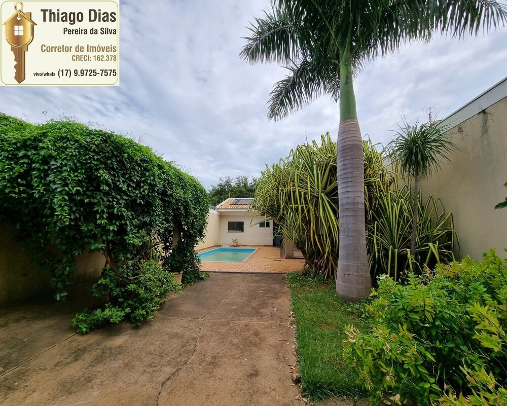 Casa à venda com 4 quartos, 231m² - Foto 3
