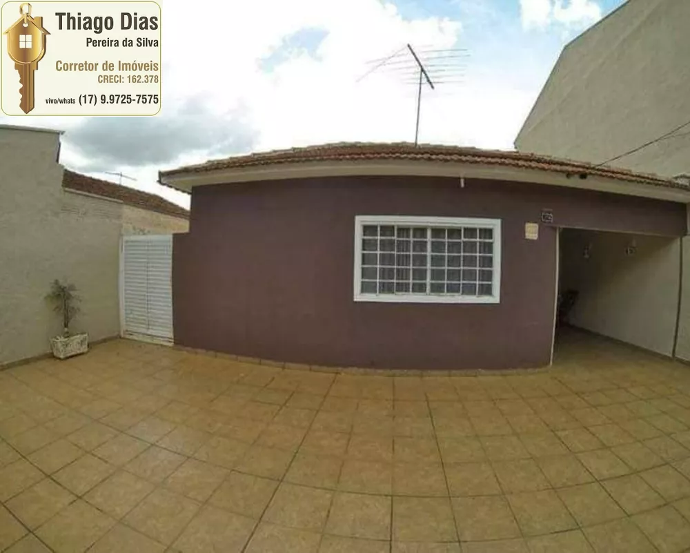 Casa à venda com 4 quartos, 120m² - Foto 1