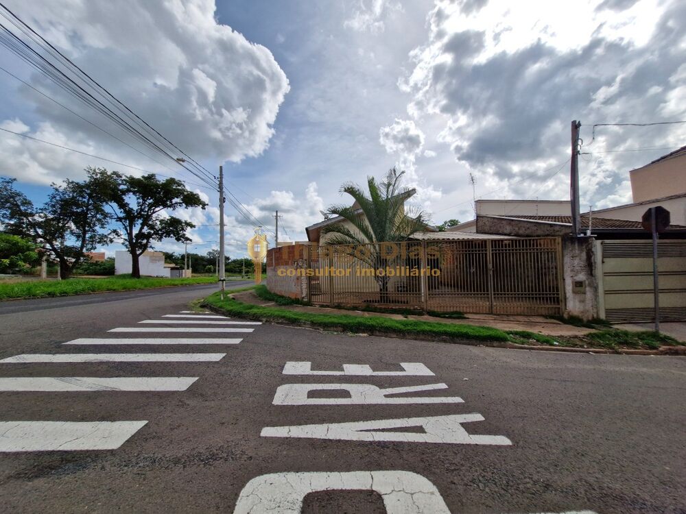 Casa à venda com 2 quartos, 73m² - Foto 3