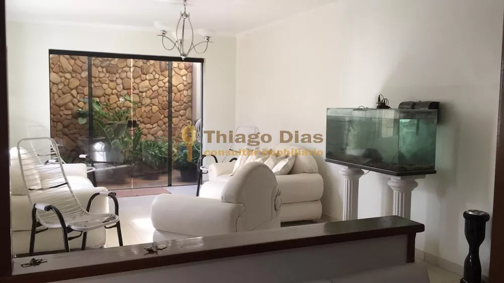 Casa à venda com 5 quartos, 430m² - Foto 3