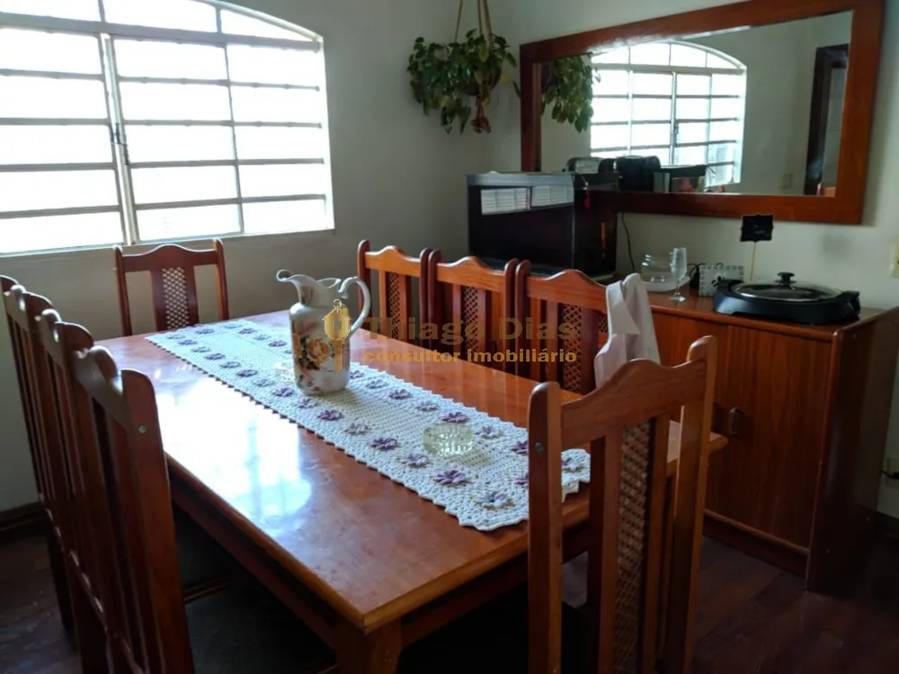 Casa, 5 quartos, 430 m² - Foto 1