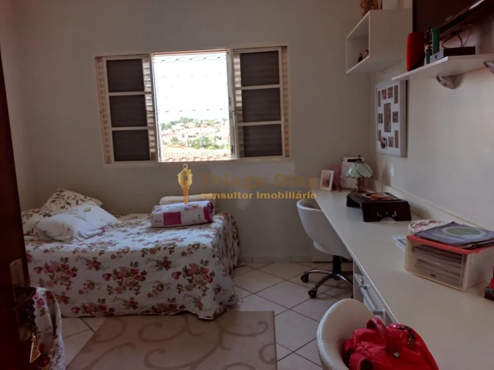 Casa, 5 quartos, 430 m² - Foto 3