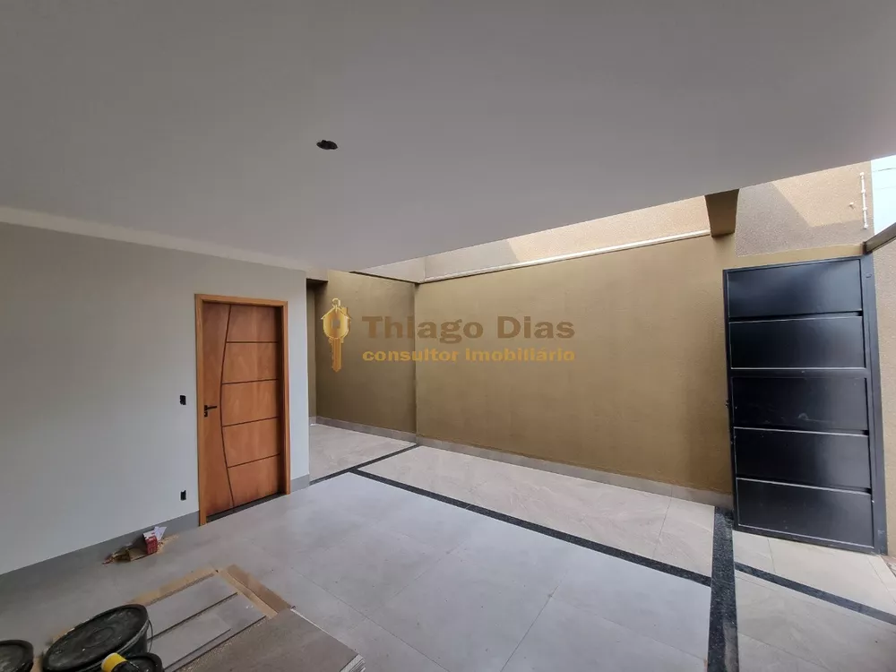 Casa à venda com 3 quartos, 92m² - Foto 2