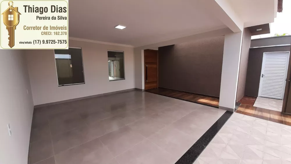 Casa à venda com 3 quartos, 170m² - Foto 2