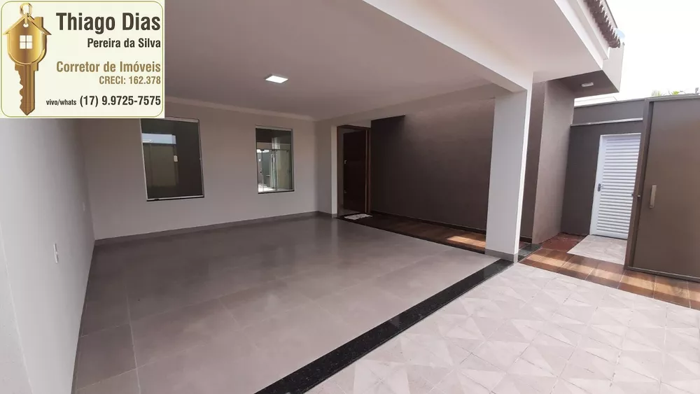 Casa à venda com 3 quartos, 170m² - Foto 1