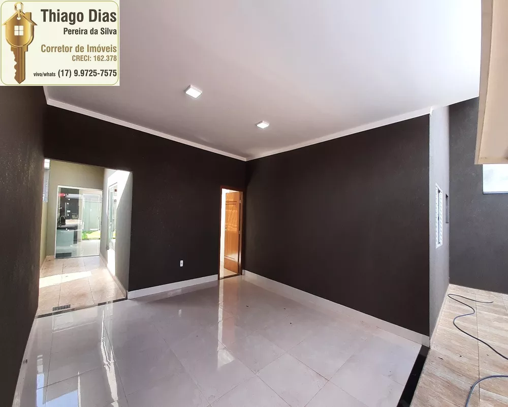 Casa à venda com 3 quartos, 148m² - Foto 2