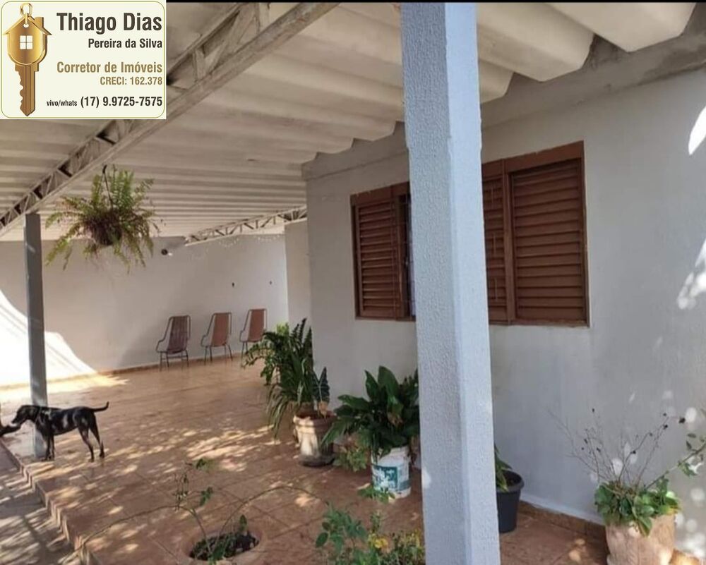 Casa, 4 quartos, 235 m² - Foto 2