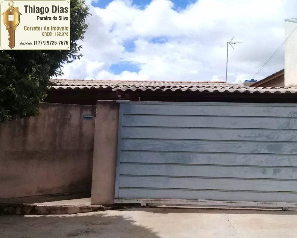 Casa à venda com 2 quartos, 123m² - Foto 1