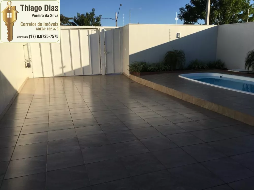 Casa à venda com 2 quartos, 146m² - Foto 4