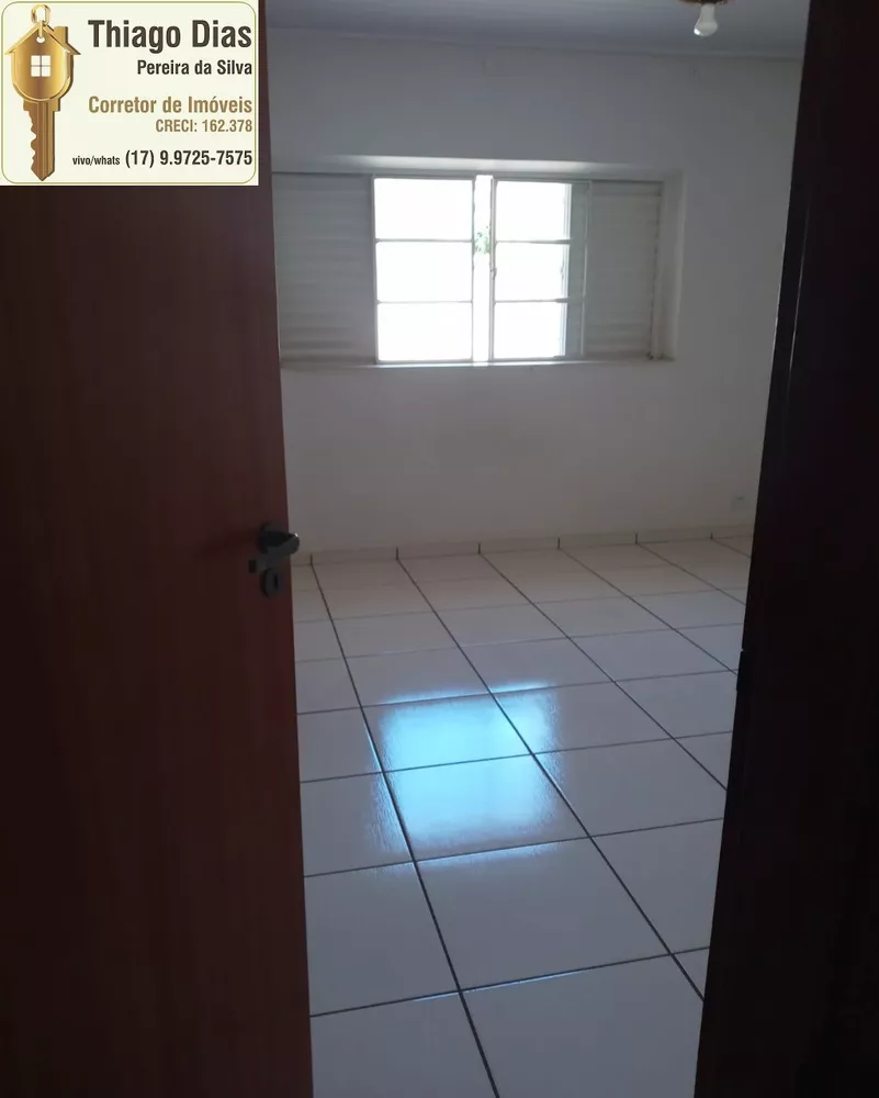 Casa à venda com 3 quartos, 55m² - Foto 4