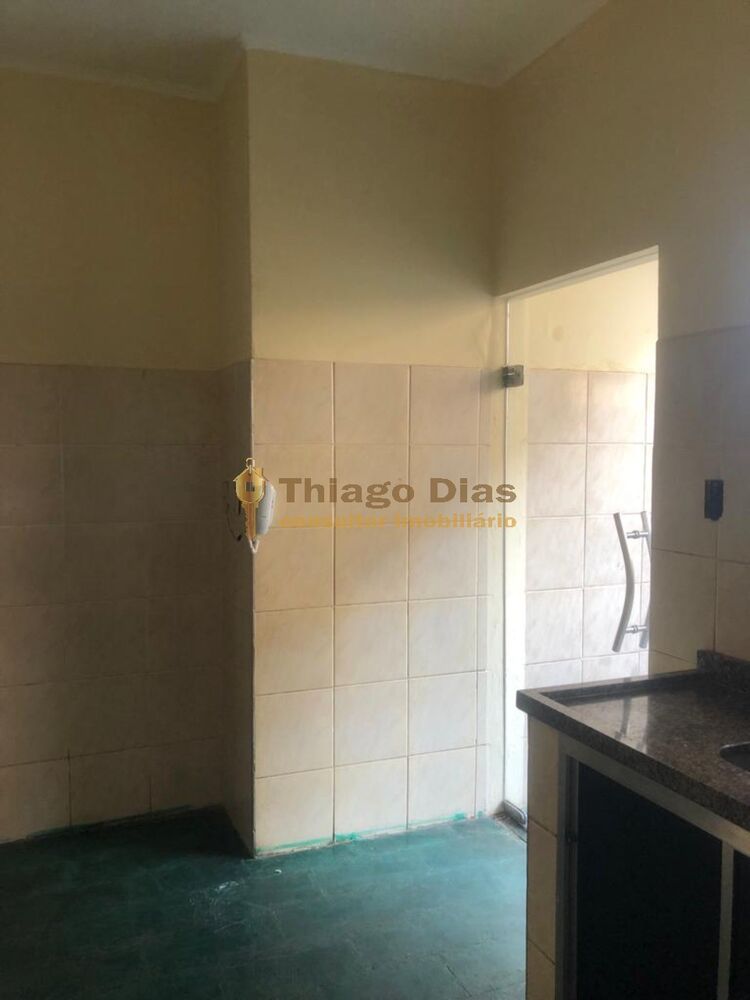 Apartamento à venda com 2 quartos, 63m² - Foto 3
