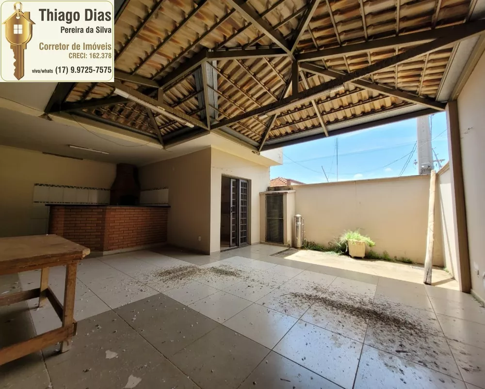 Prédio Inteiro à venda com 4 quartos, 331m² - Foto 1