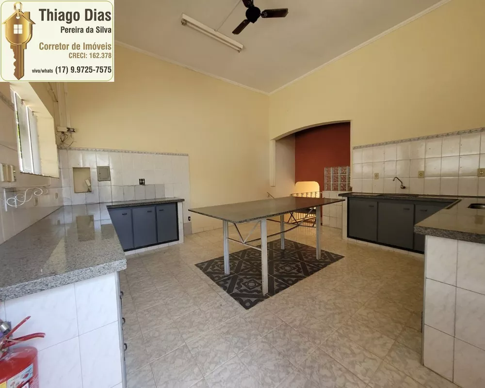 Prédio Inteiro à venda com 4 quartos, 331m² - Foto 4