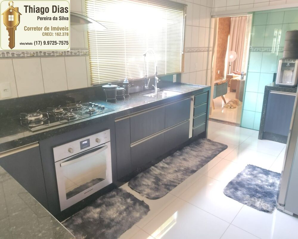 Casa, 3 quartos, 227 m² - Foto 24