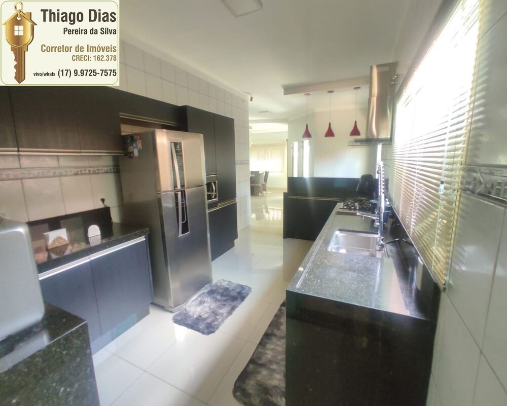 Casa, 3 quartos, 227 m² - Foto 13