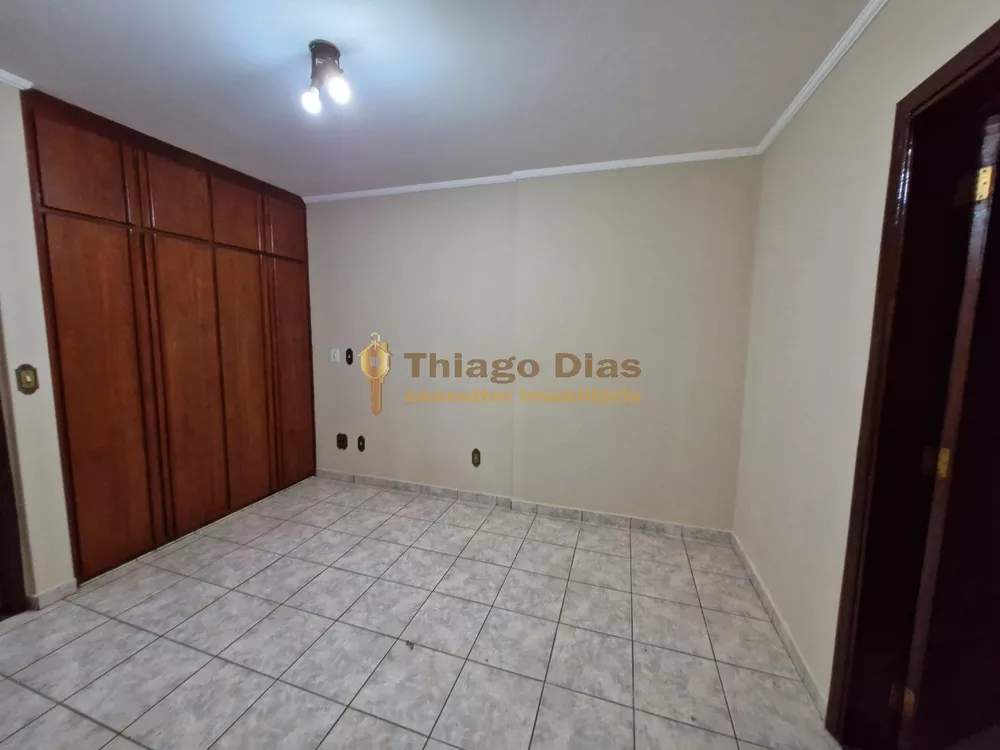 Apartamento à venda com 3 quartos, 183m² - Foto 19