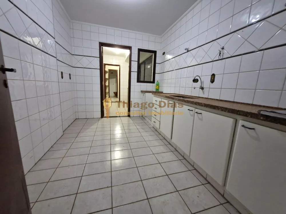 Apartamento à venda com 3 quartos, 183m² - Foto 20