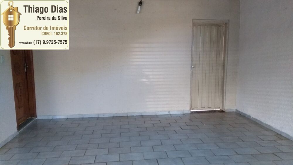 Casa à venda com 3 quartos, 242m² - Foto 3