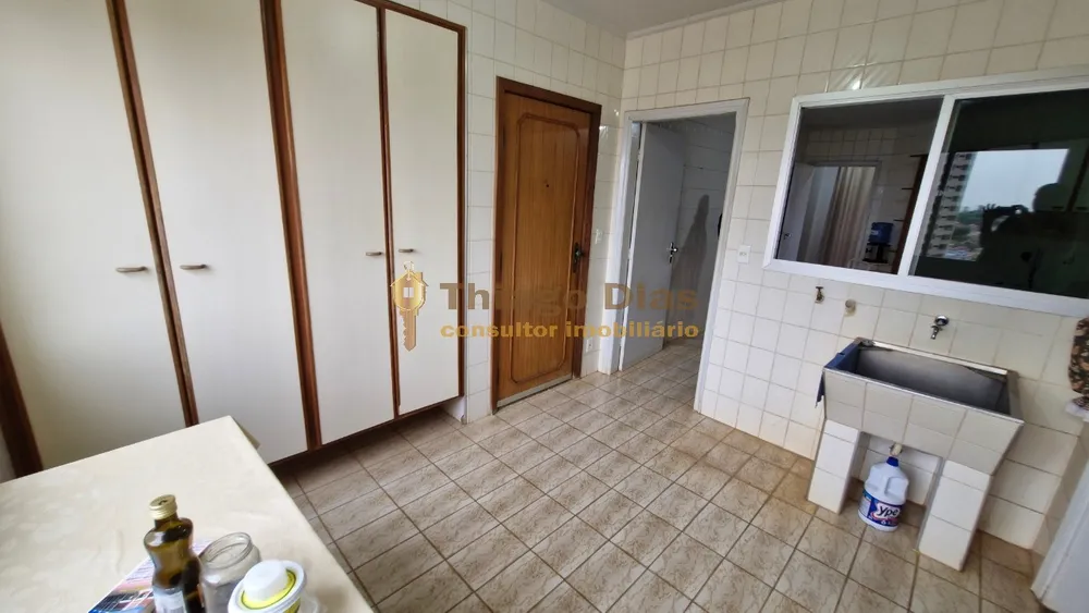 Apartamento, 3 quartos, 140 m² - Foto 11