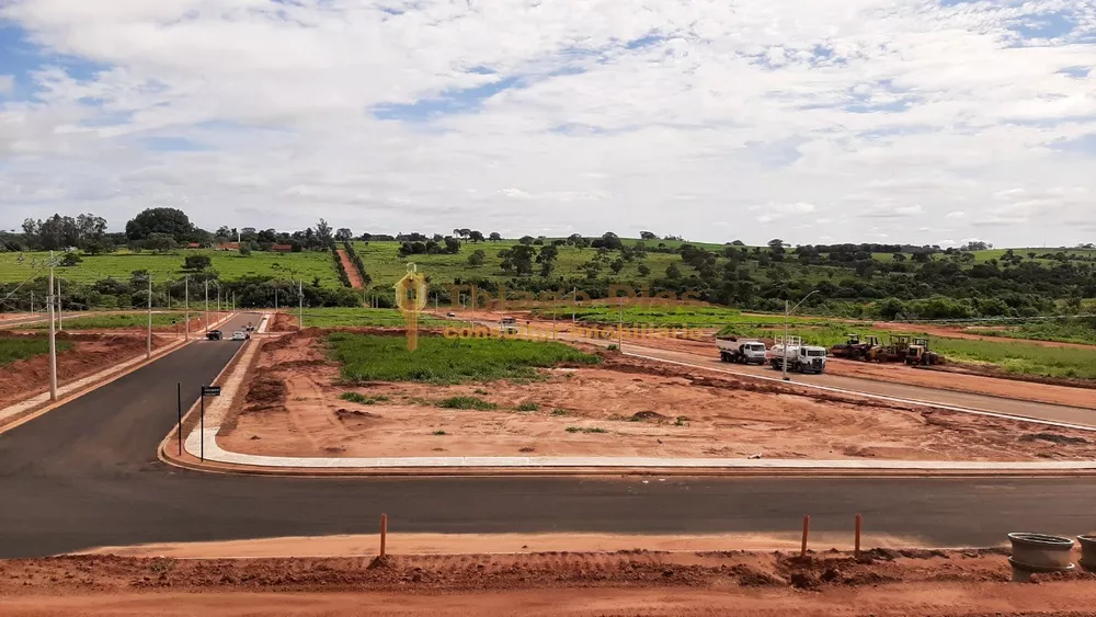 Terreno à venda, 200m² - Foto 2