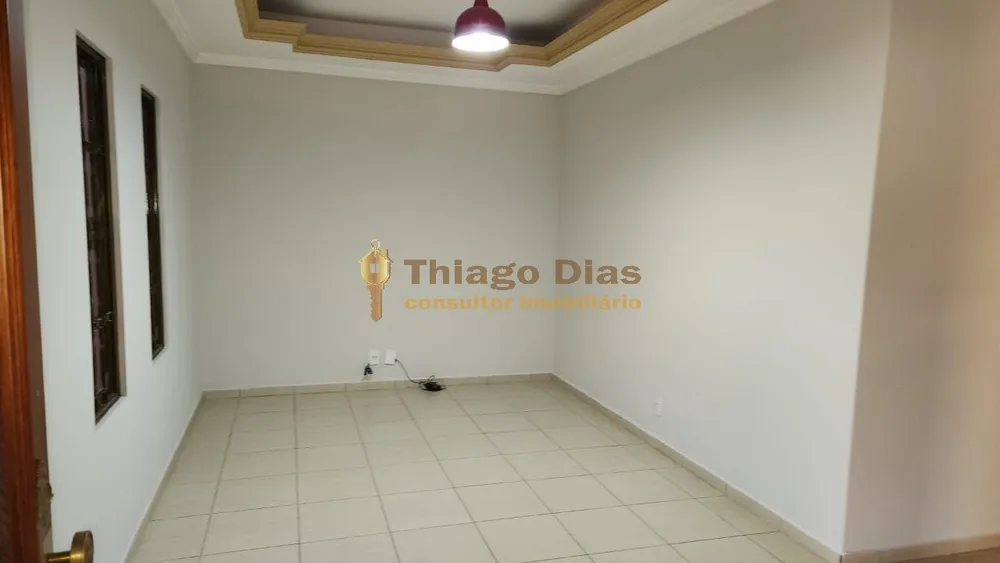 Casa, 3 quartos, 225 m² - Foto 2