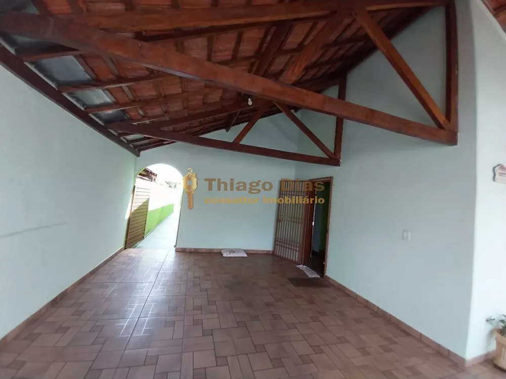 Prédio Inteiro à venda com 3 quartos, 256m² - Foto 6